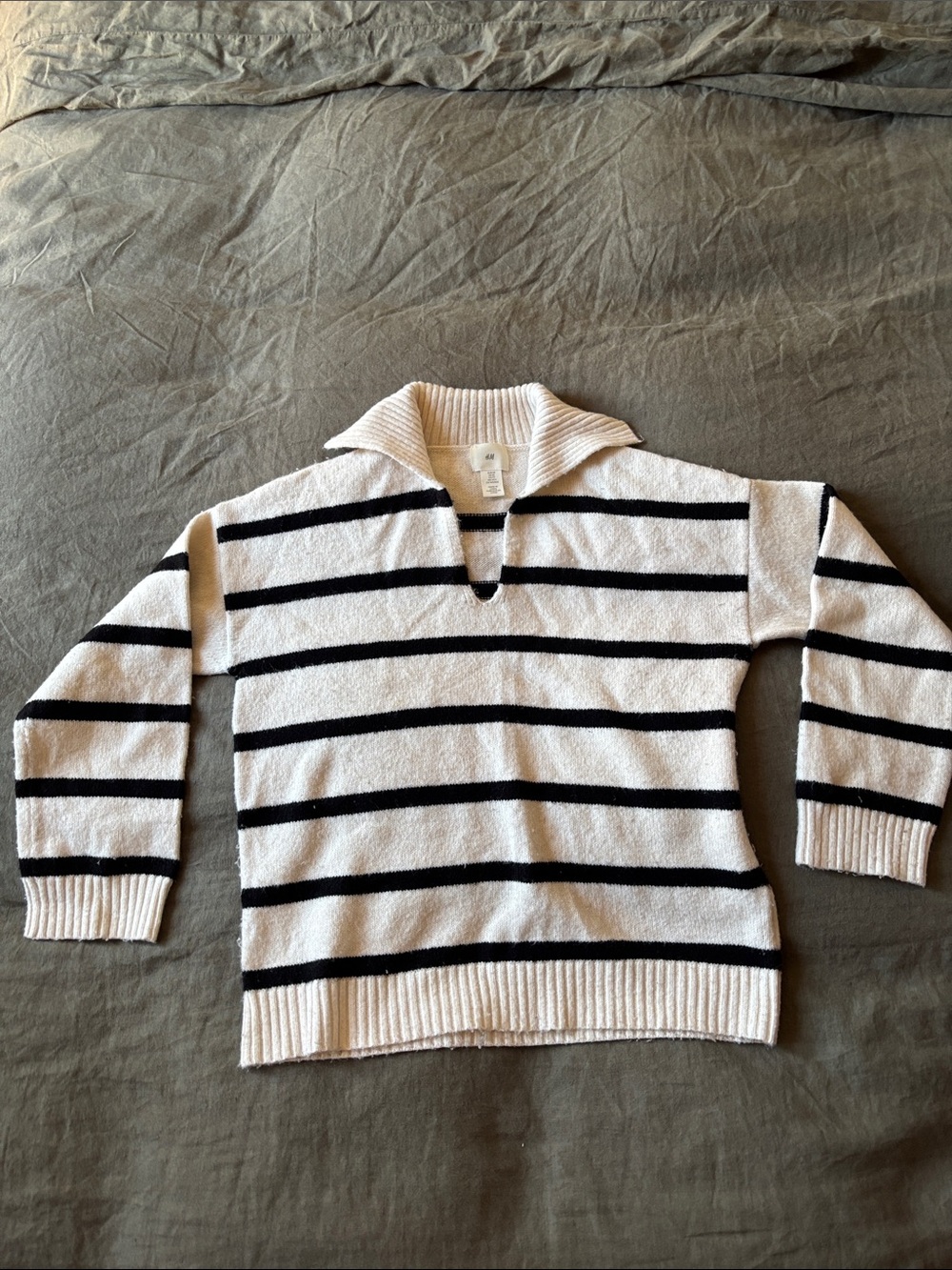H&M Cream and Black Striped Collared V-Neck Sweater